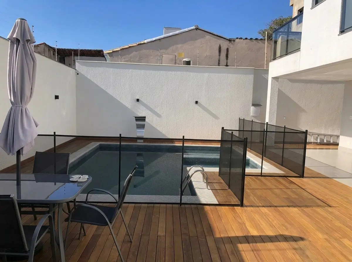 Cerca de proteção removível para piscina Preta